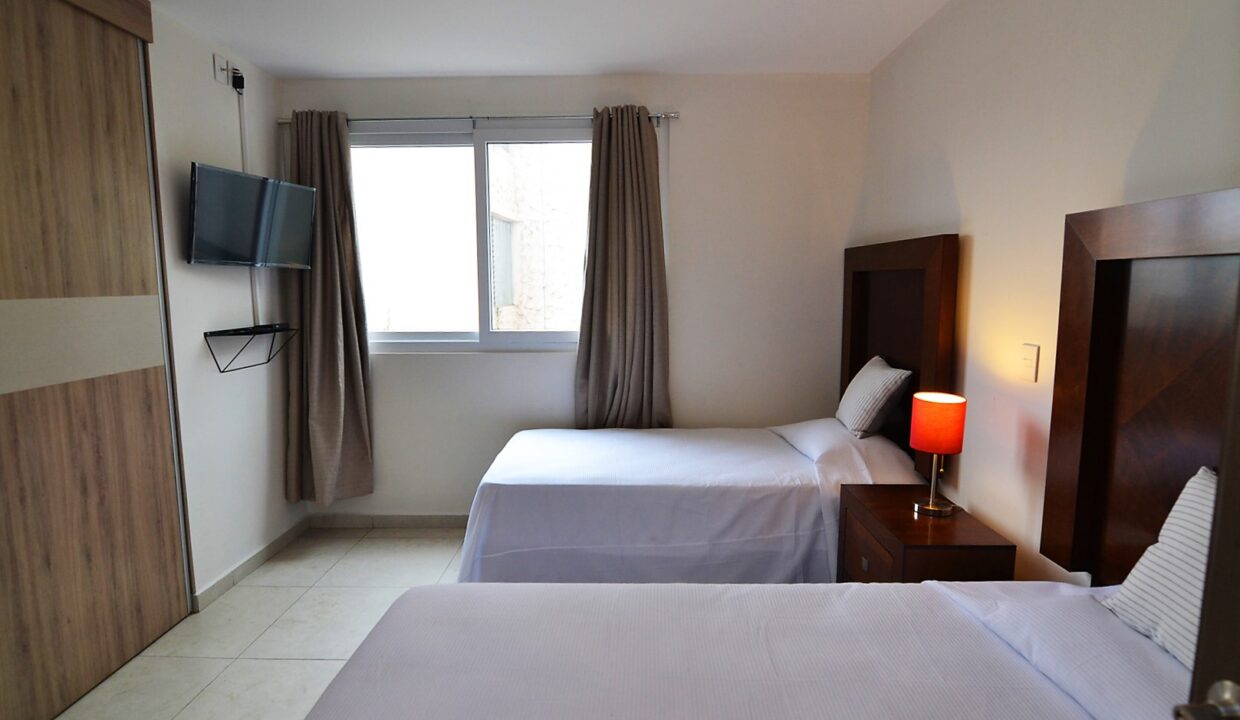 Condo Niza 2E - Versalles Condo For Rent Puerto Vallarta (15)